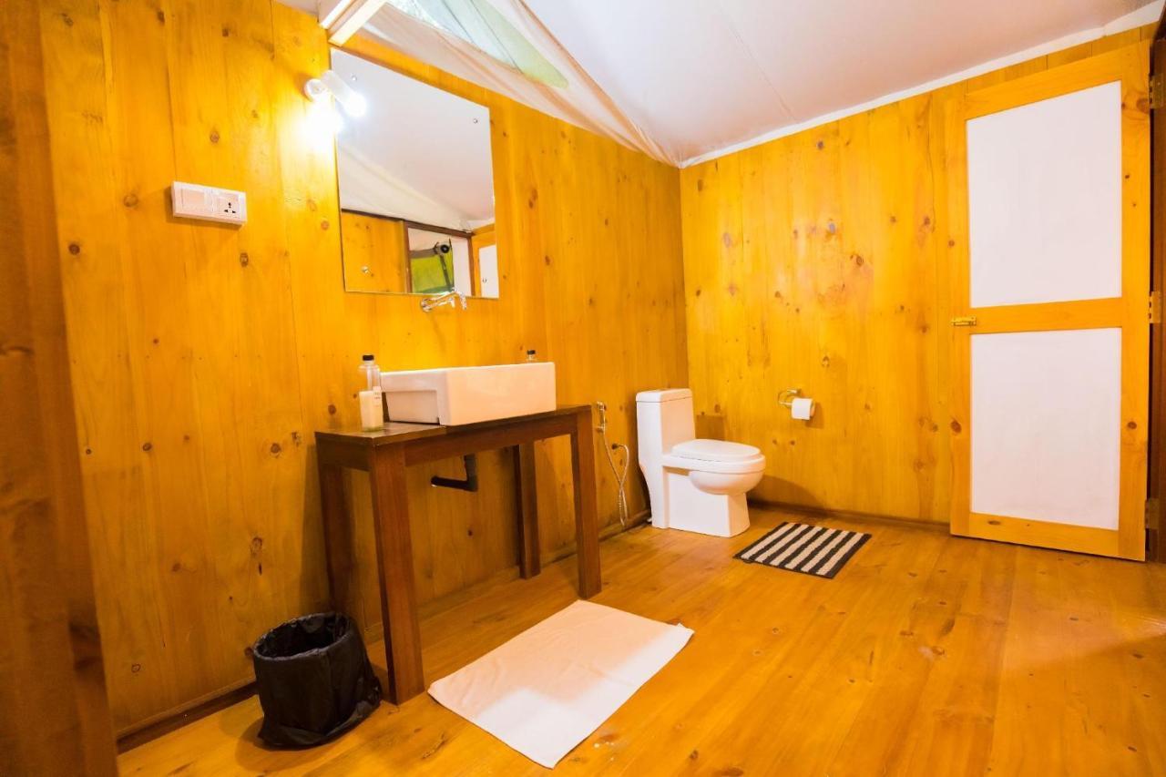 Отель Yala Leopard Mobile Camp Экстерьер фото