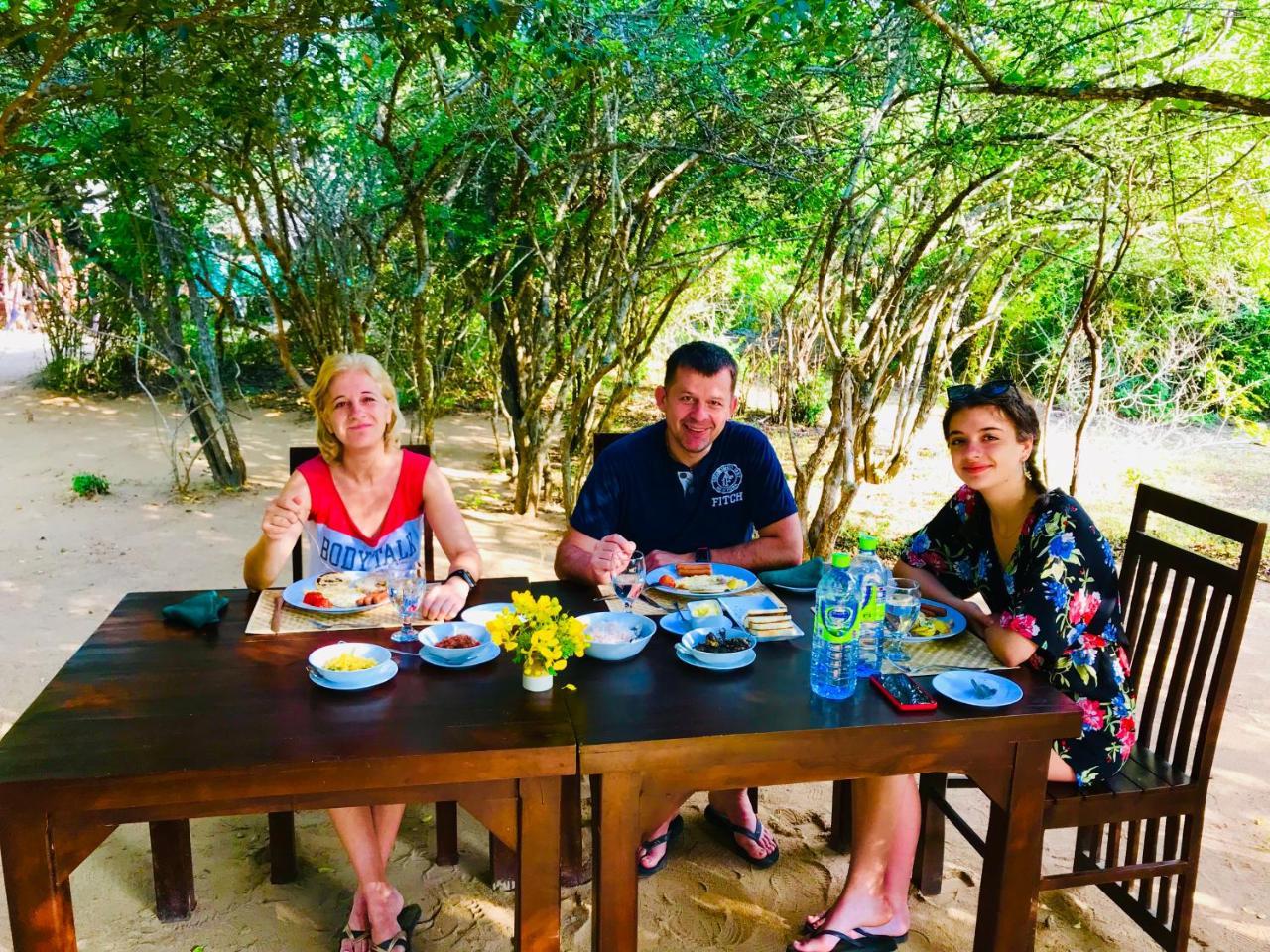 Отель Yala Leopard Mobile Camp Экстерьер фото