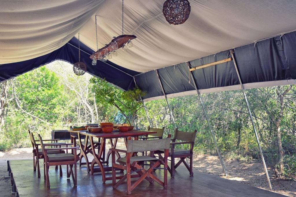 Отель Yala Leopard Mobile Camp Экстерьер фото